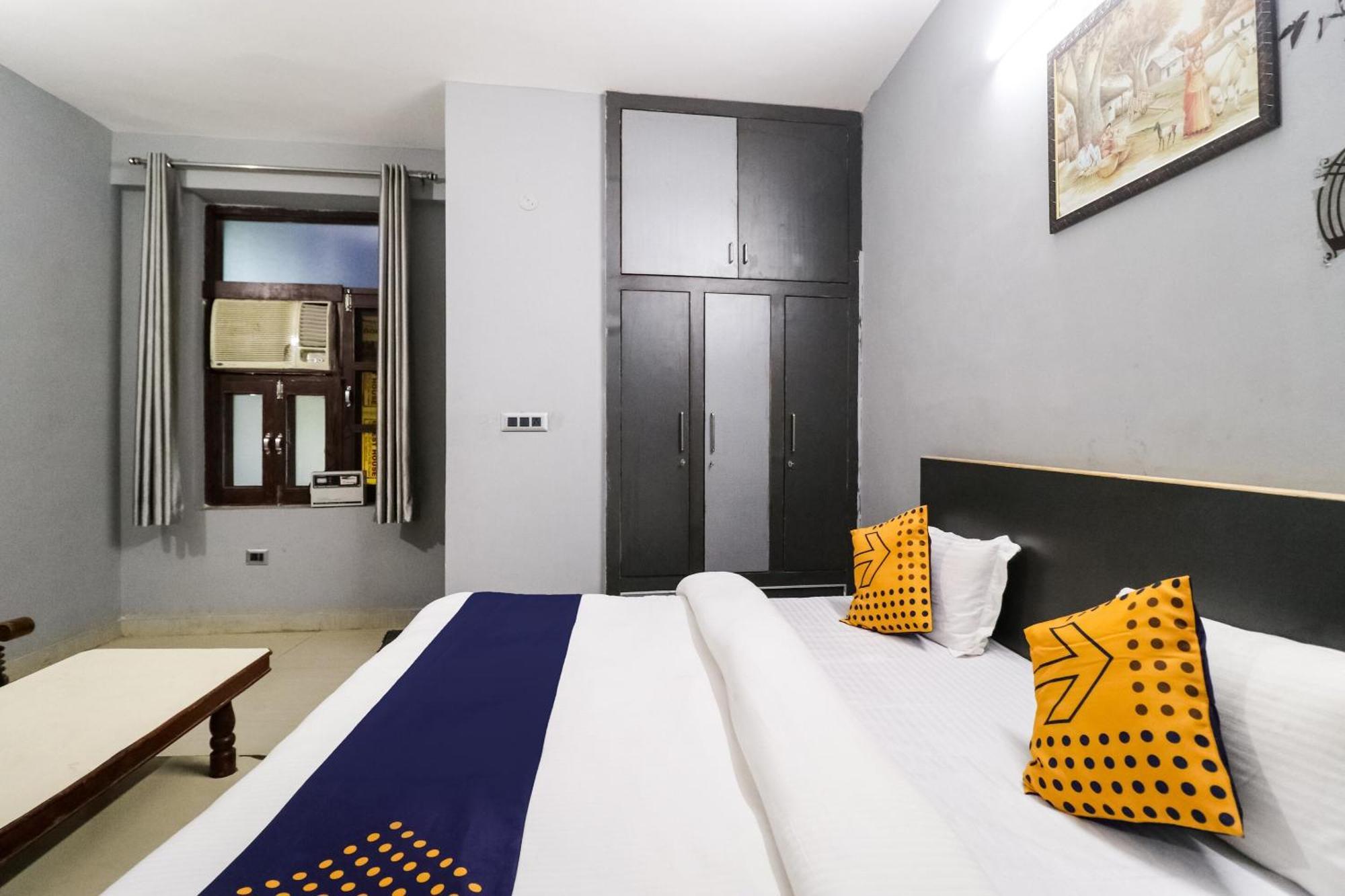 Hotel O Sunrise Guest House Гургаон Екстериор снимка
