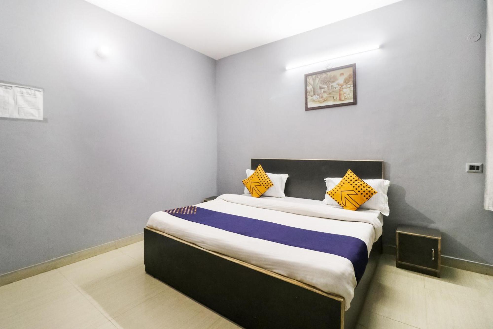 Hotel O Sunrise Guest House Гургаон Екстериор снимка