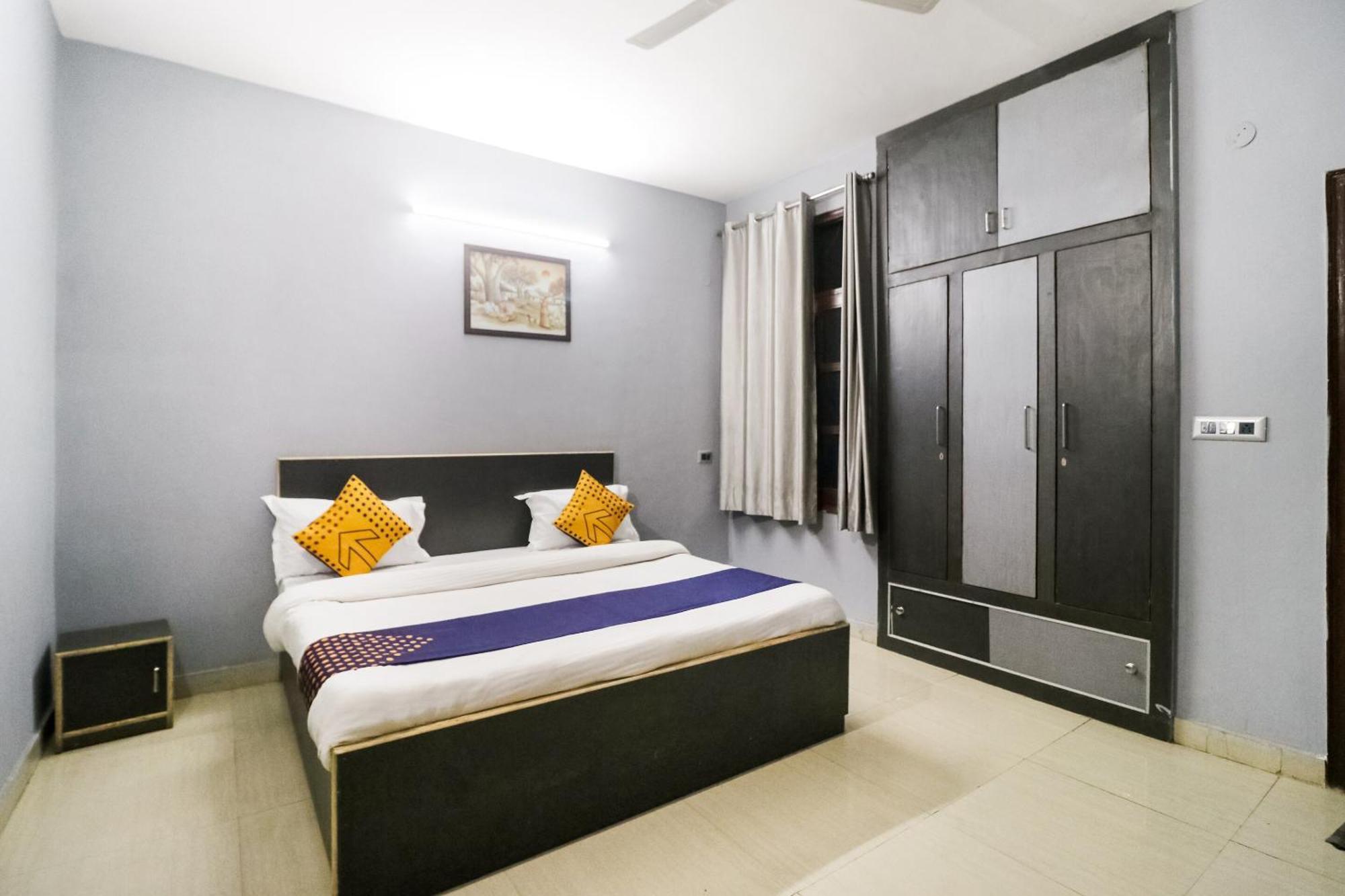 Hotel O Sunrise Guest House Гургаон Екстериор снимка